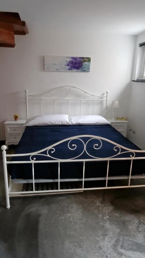 Bed and Breakfast La Casa Dei Limoni Janov Exteriér fotografie