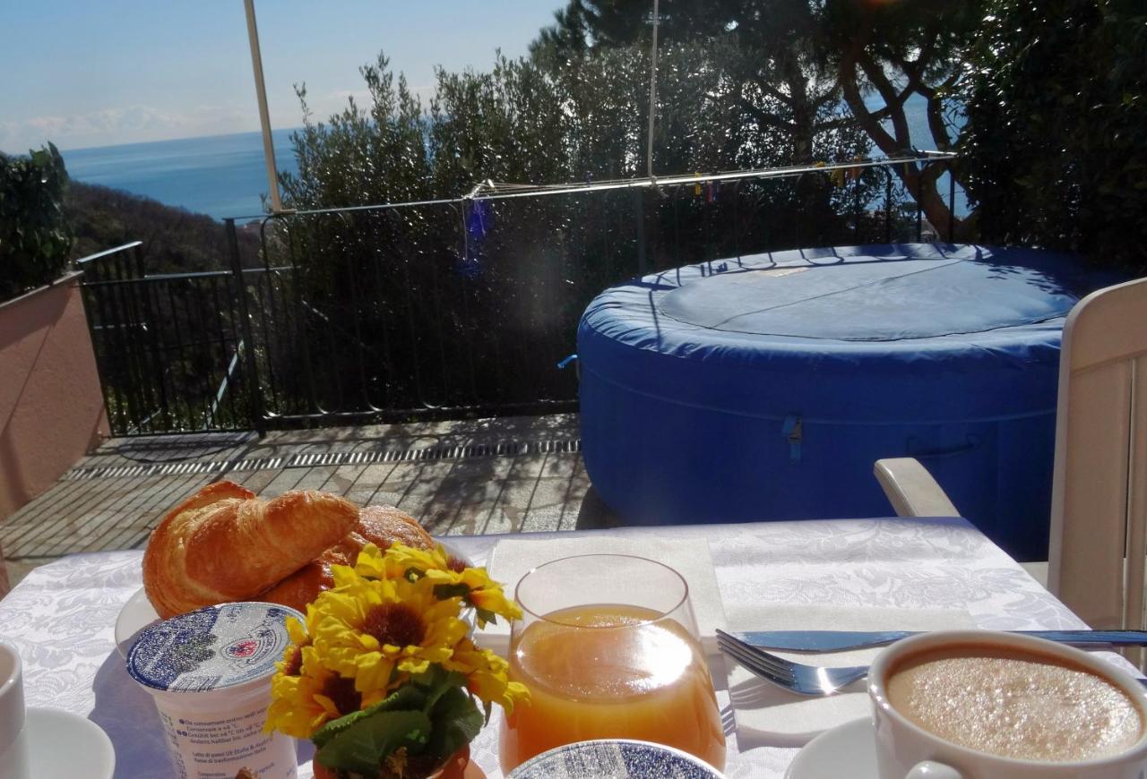 Bed and Breakfast La Casa Dei Limoni Janov Exteriér fotografie